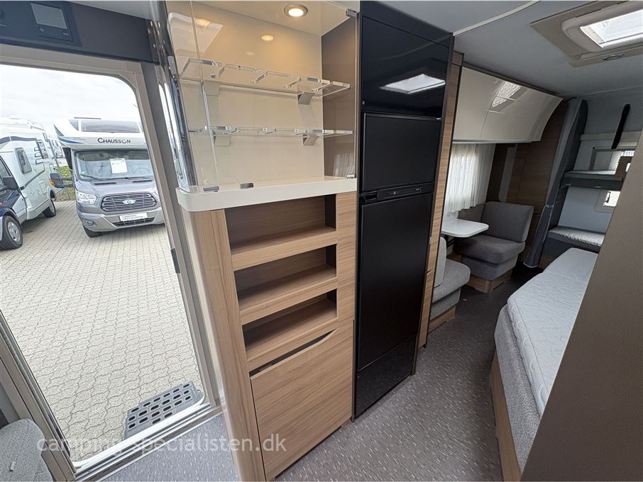 Adria Alpina 663 UK Køjer og Dobbeltseng